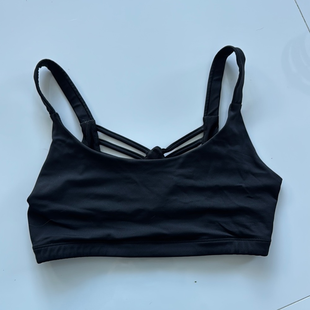 Onzie Black Sports Bra with Cross-back Straps Sun Ray bra medium / large M/L